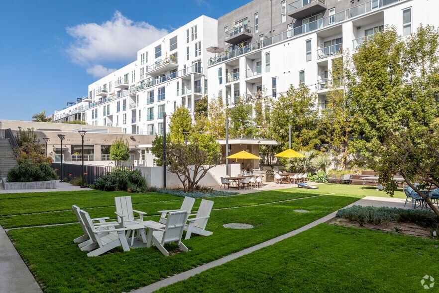 More Photos Of 4061-4065 Glencoe Ave, Marina Del Rey Office For Lease