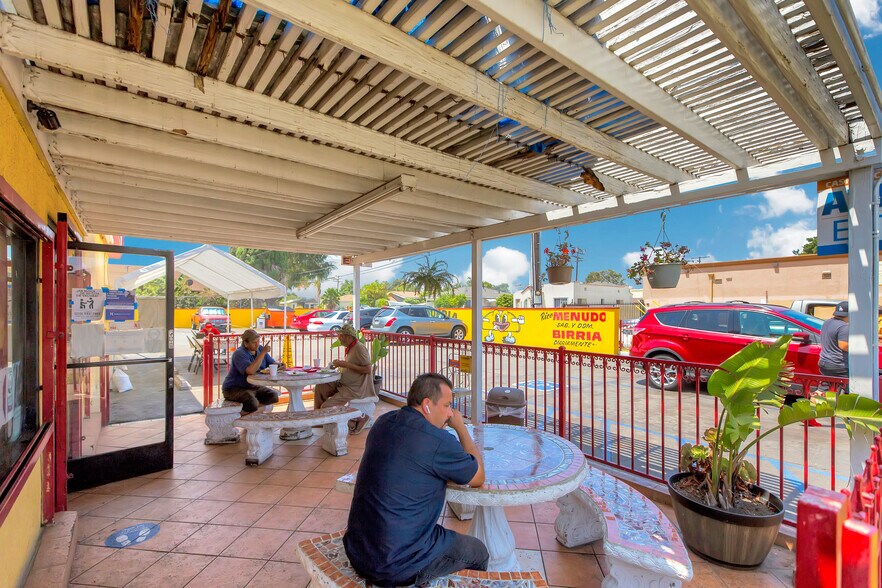 More Photos Of 3162 Martin Luther King Jr Blvd, Lynwood Restaurant For Sale