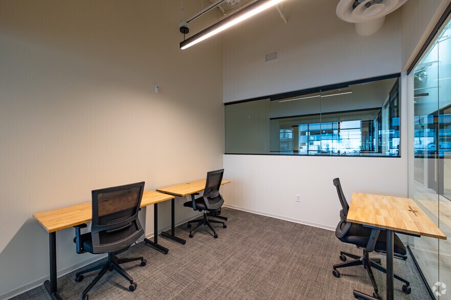 More Photos Of 3110 N Central Ave, Phoenix Coworking Space