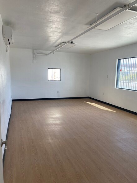 More Photos Of 424-432 S I St, San Bernardino Warehouse For Lease