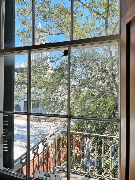 More Photos Of 56-58 S Conception St, Mobile Office For Lease