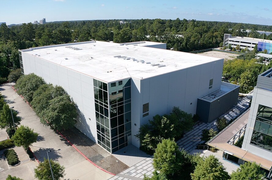 More Photos Of 8800 Technology Forest Pl, The Woodlands Unknown For Lease