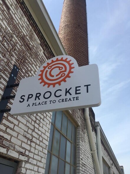 More Photos Of 3121 Broadway St, Paducah Storefront Retail Office For Sale