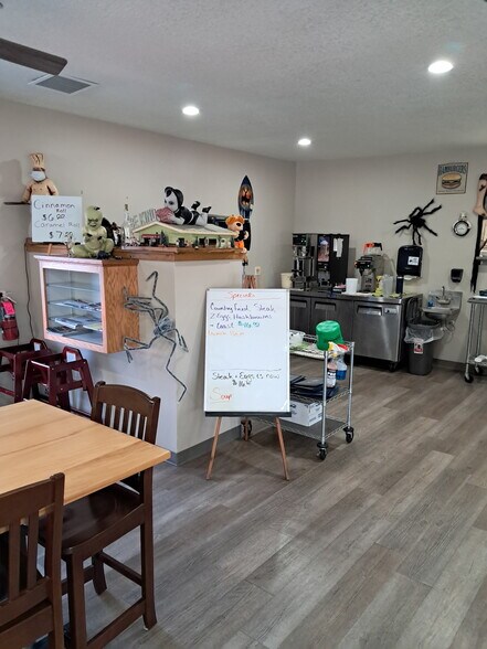 More Photos Of 7709 Main st, Siren Restaurant For Sale