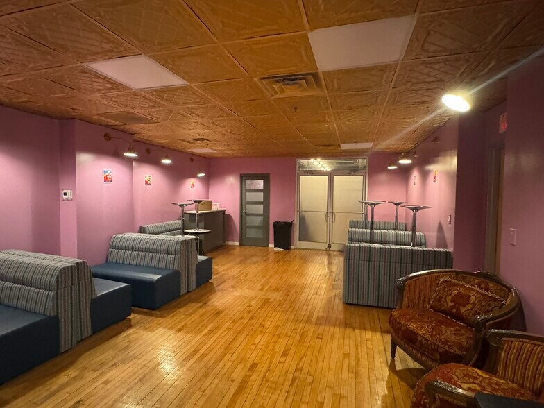 More Photos Of 4323 Main St, Philadelphia General Retail For Sale