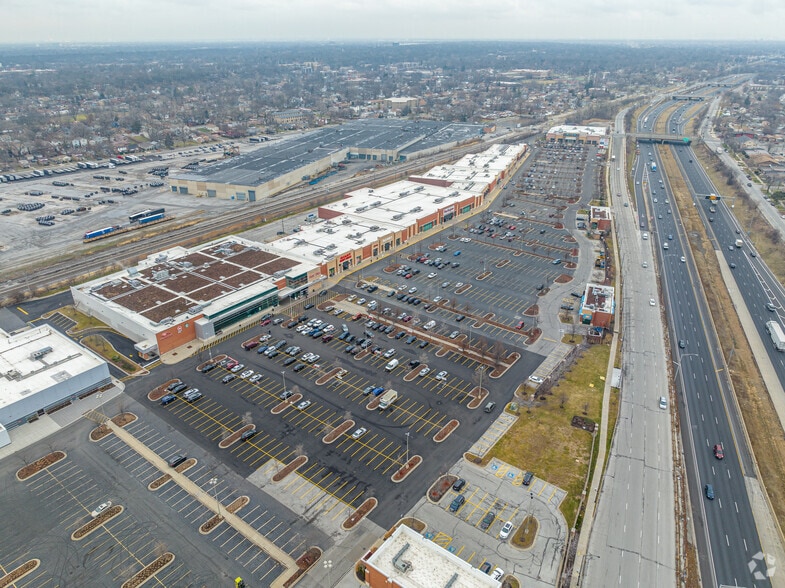 More Photos Of S Marshfield Ave, Chicago Unknown For Lease