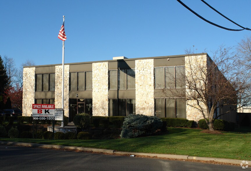 More Photos Of 30 Hillside Ave, Springfield Warehouse For Lease