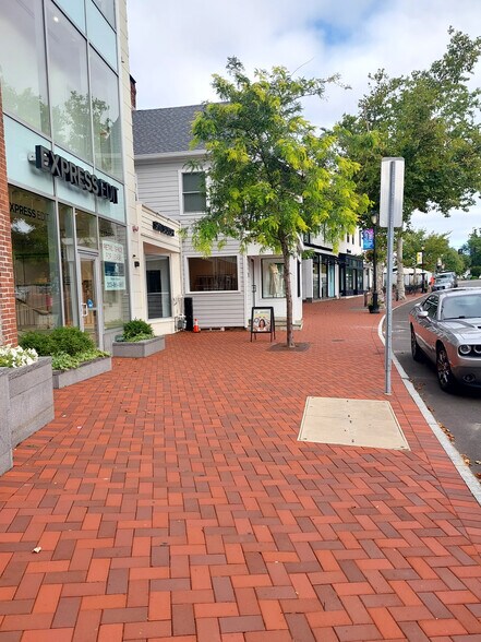 More Photos Of 136 Main St, Westport Unknown For Lease