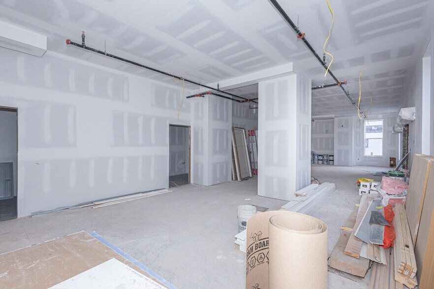 More Photos Of 22 N King St, Gloucester City Storefront Retail Residential For Lease