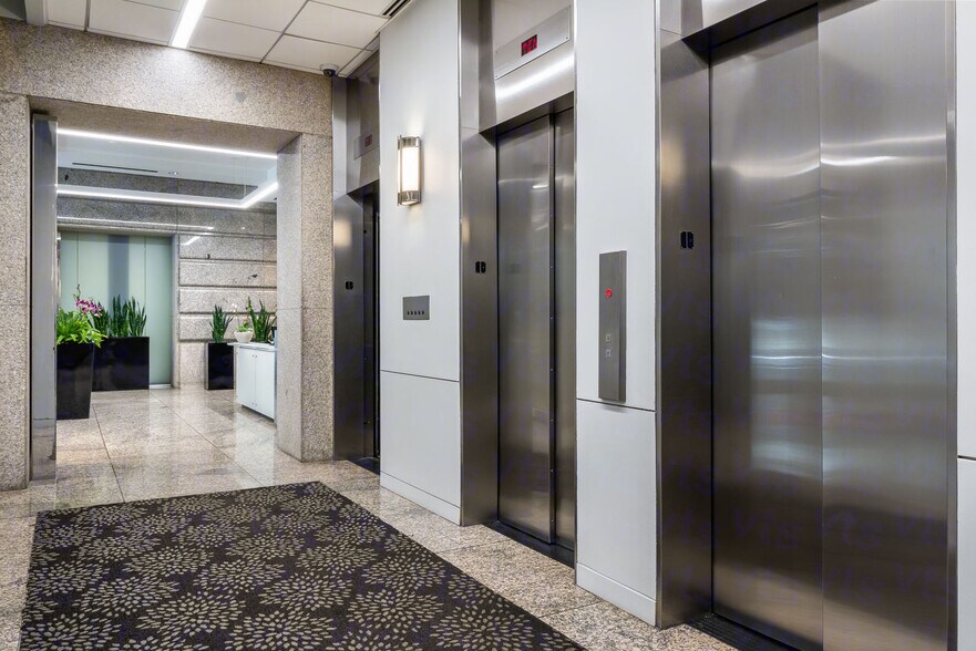 More Photos Of 2 Oliver St, Boston Office For Lease