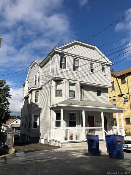 More Photos Of 76 Lounsbury Ave, Waterbury Apartments For Sale