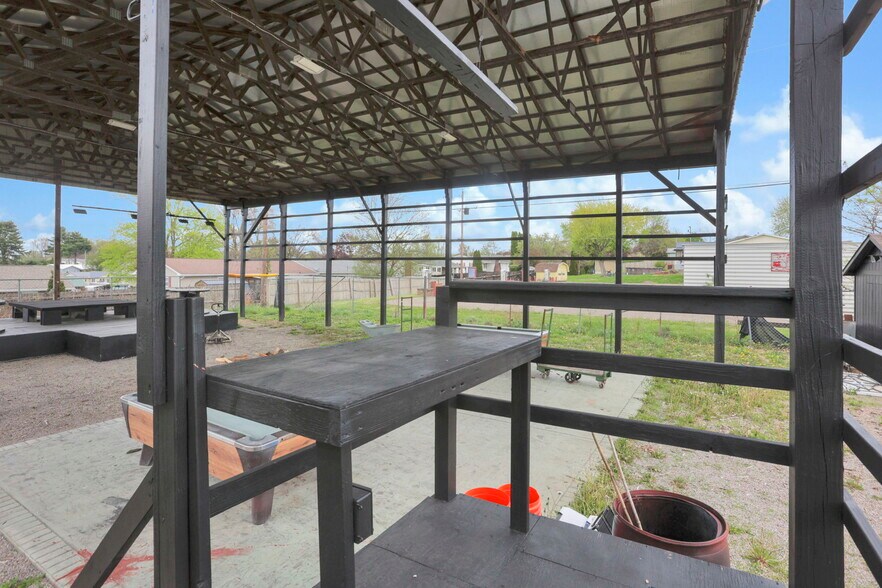 More Photos Of 609 Mill St, New Lexington Restaurant For Sale