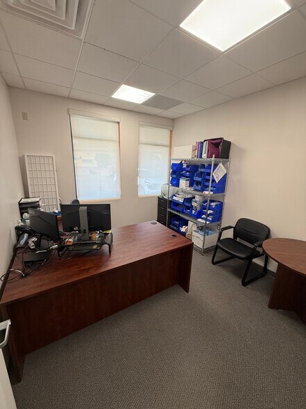 More Photos Of 204 Three Springs Dr, Weirton Office For Lease