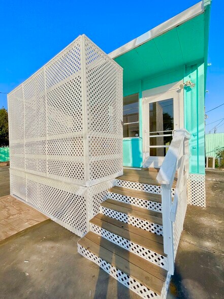 More Photos Of 927 27th St, San Leon Manufactured Housing Mobile Home Park For Sale