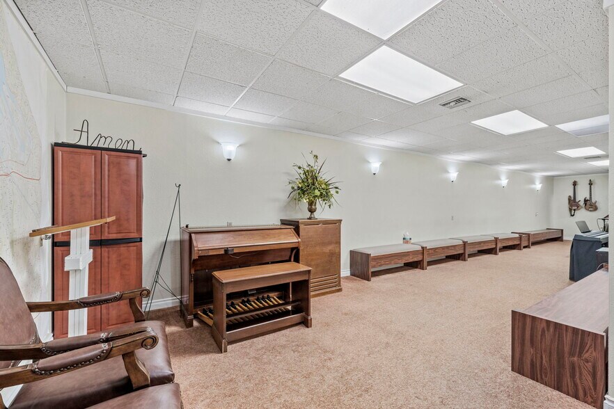 More Photos Of 3201 S 43rd St, Tacoma Specialty For Sale