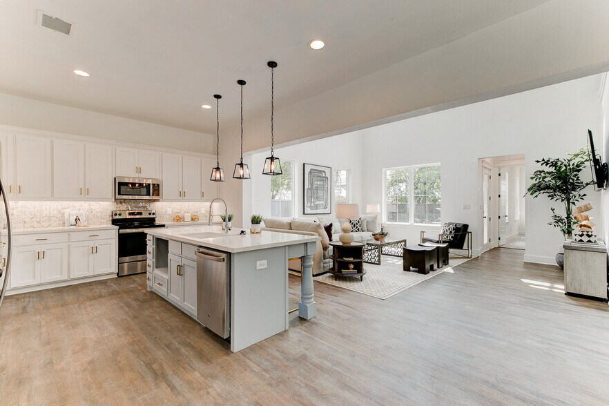 More Photos Of , Fort Worth Specialty For Sale
