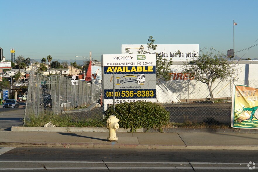 More Photos Of 3201 University Ave, San Diego Bank For Lease