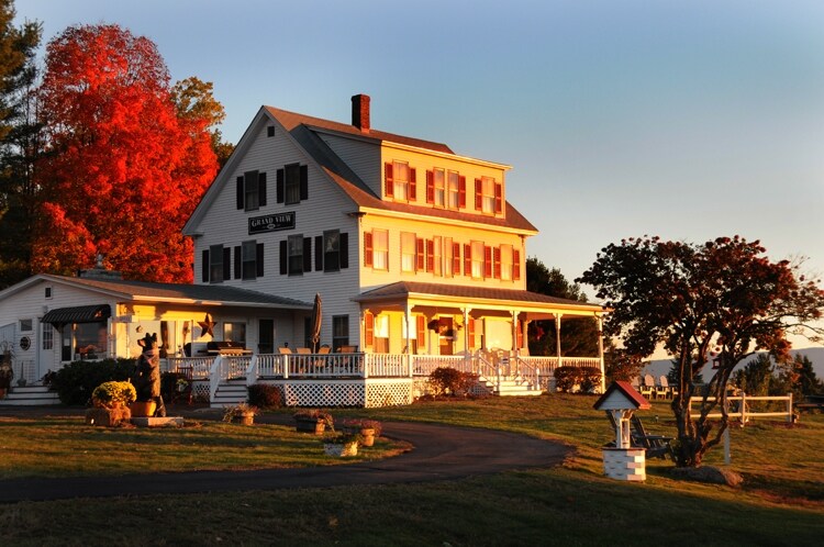 More Photos Of 291 Endicott St N, Laconia Hotel For Sale