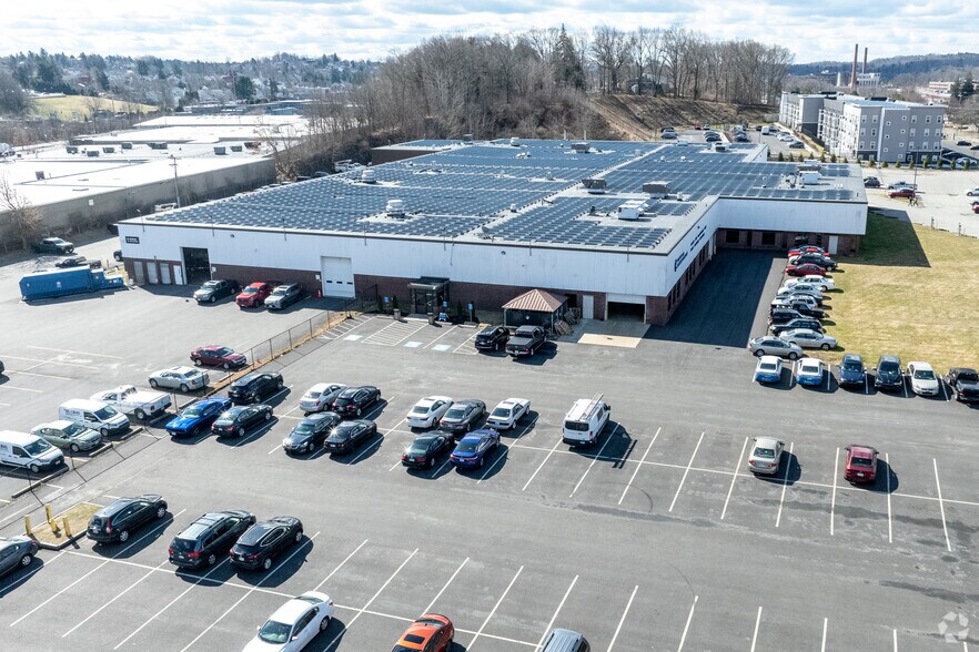 More Photos Of 220 Brooks St, Worcester Warehouse For Lease