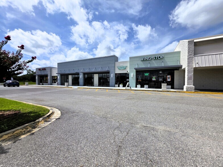 More Photos Of 1351 Boone Avenue Ext E, Kingsland Unknown For Lease