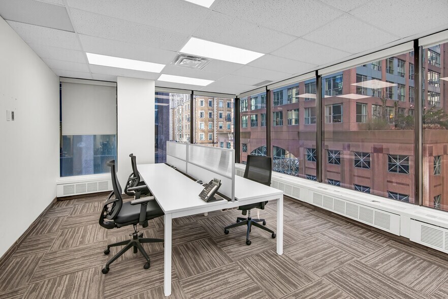 More Photos Of 10 King St E, Toronto Office For Lease