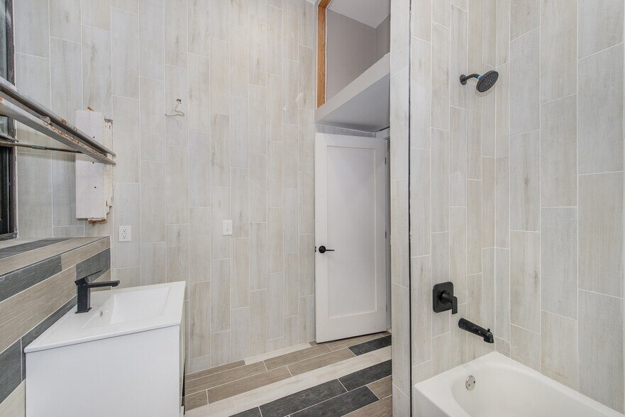 More Photos Of 536-540 Central Ave, Newark Apartments For Sale