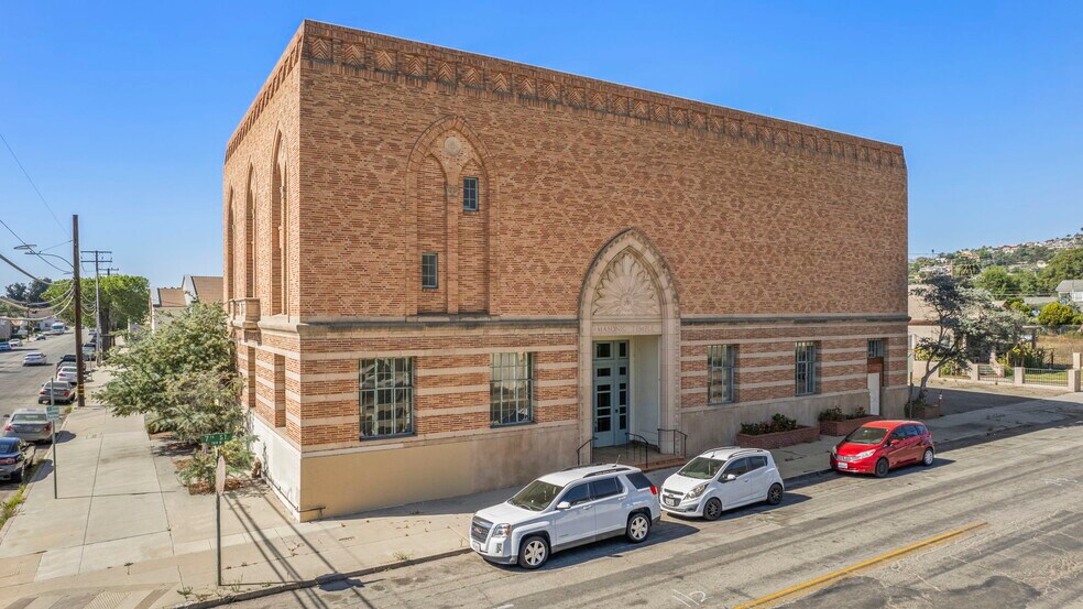 More Photos Of 102 N 7th St, Santa Paula Specialty For Sale