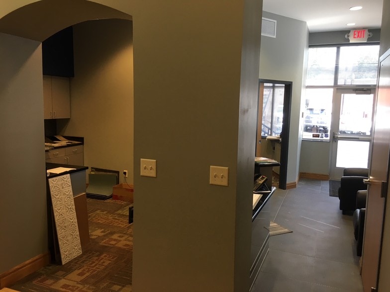 More Photos Of 327 N Riverfront Dr, Mankato Storefront Retail Residential For Sale
