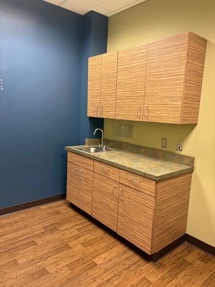 More Photos Of 7625 Maple Lawn Blvd, Fulton Medical For Sale