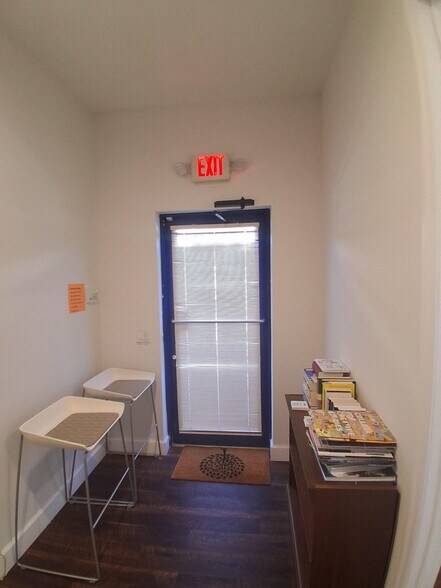 More Photos Of 4165-4169 Clark Rd, Sarasota Office For Sale