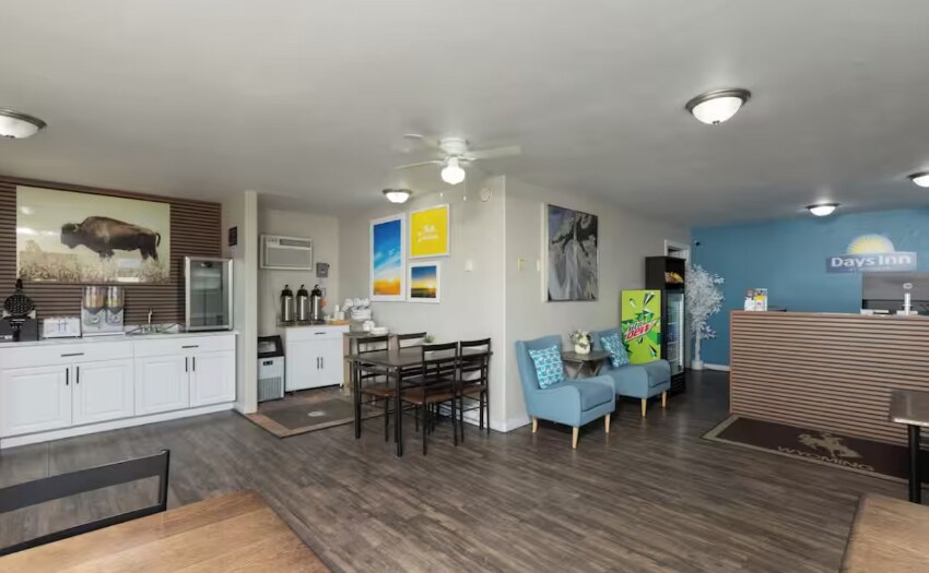 More Photos Of 109 16th St, Wheatland Hotel For Sale