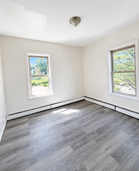 More Photos Of 246-252 North St, New Britain Apartments For Sale