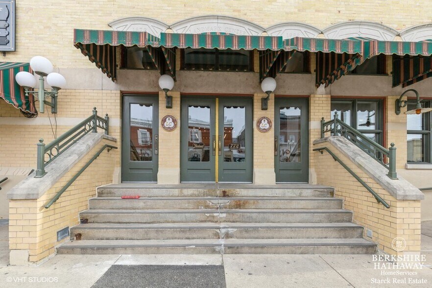 More Photos Of 772 W Main St, Lake Geneva Loft Creative Space For Lease