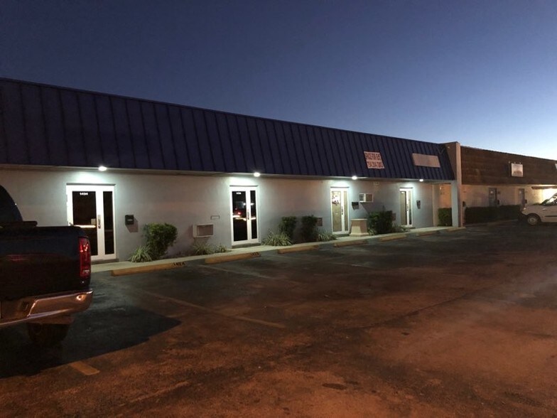 More Photos Of 1420-1430 SW 12th Ave, Pompano Beach Industrial For Sale