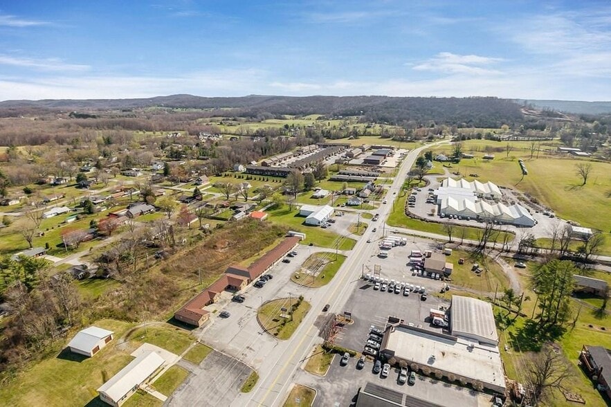 More Photos Of 1646 E Spring St, Cookeville Hotel For Sale