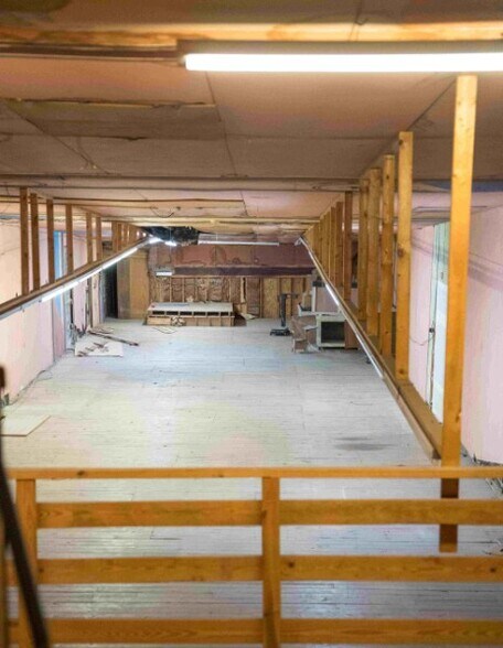 More Photos Of 110 1st Ave SE, Winchester Storefront Retail Office For Sale