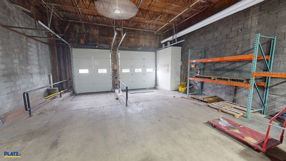 More Photos Of 360 E Federal St, Youngstown Manufacturing For Lease