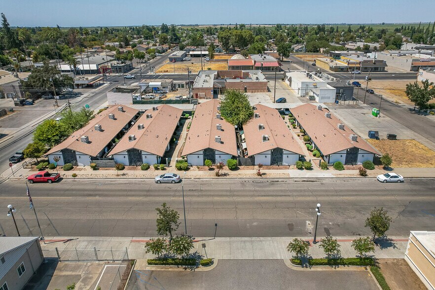 Primary Photo Of 408 Trinity Ave, Chowchilla Apartments For Sale