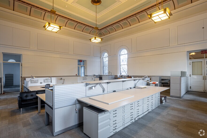 More Photos Of 43 Thorndike St, Cambridge Office For Lease