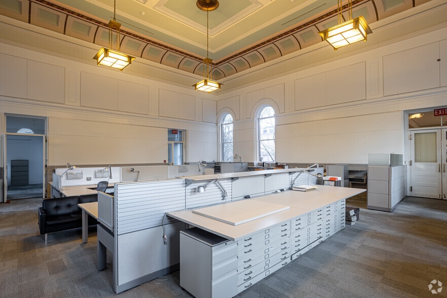 More Photos Of 47 Thorndike St, Cambridge Office For Lease