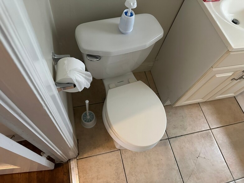 More Photos Of 150 W Stadium Dr, Stockton Apartments For Sale