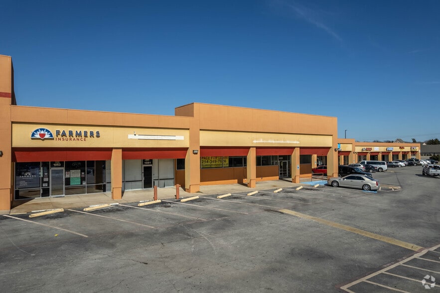 More Photos Of 1009 W Pleasant Run Rd, Lancaster Unknown For Lease