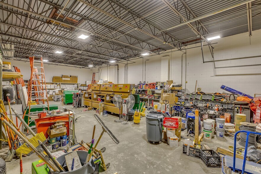 More Photos Of 22 Colt Ct, Ronkonkoma Warehouse For Sale
