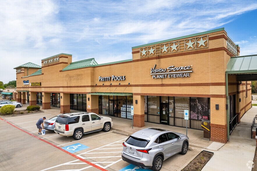 More Photos Of 500 Flower Mound Rd, Flower Mound Storefront Retail Office For Lease