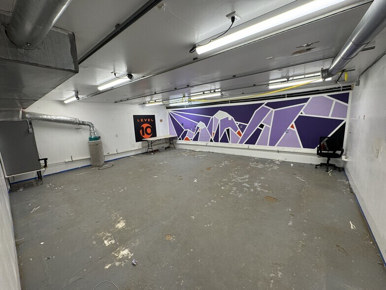 More Photos Of 3555 Moline St, Aurora Manufacturing For Lease