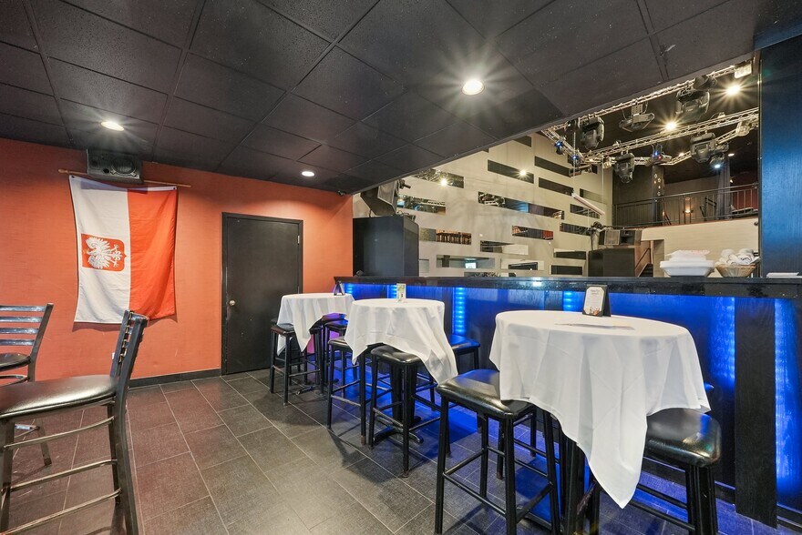 More Photos Of 5772 S Archer Ave, Chicago General Retail For Sale