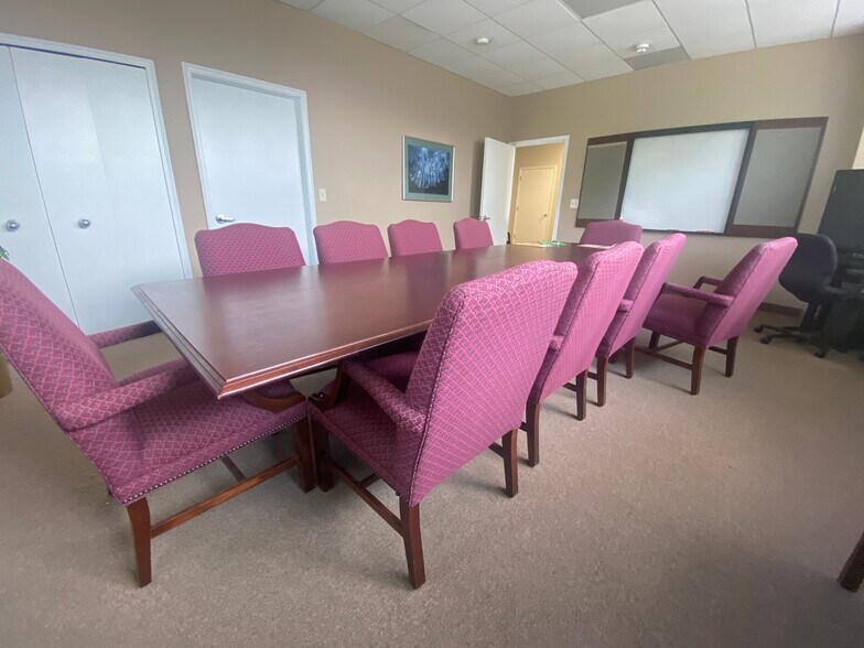 More Photos Of 1 Corporate Center Dr W, Broadview Heights Flex For Sale