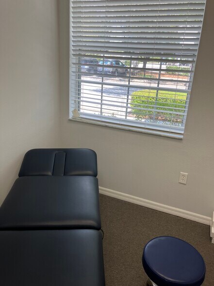 More Photos Of 2527 Windguard Cir, Wesley Chapel Office For Lease