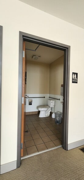 More Photos Of 2145 Keith St, San Francisco Office For Lease