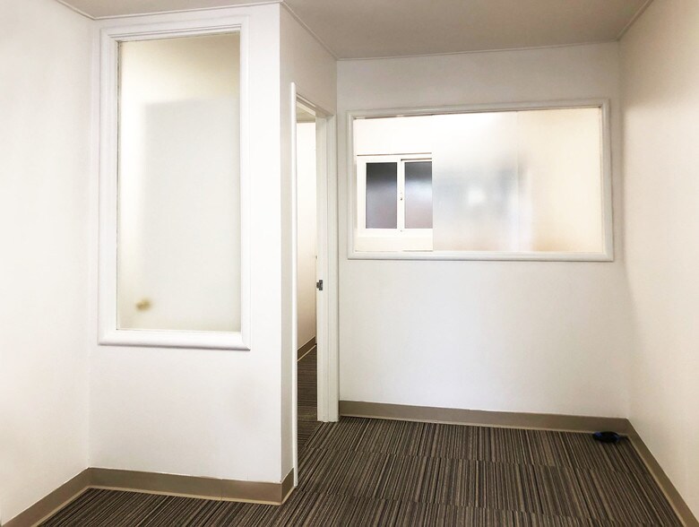 More Photos Of 52 Arch St, Redwood City Medical For Lease